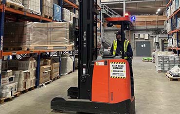 reach truck forklift